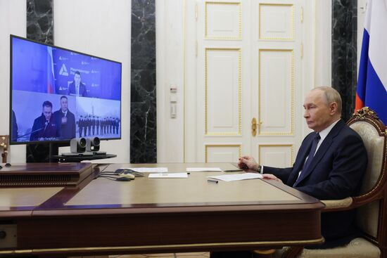 Russia Stalingrad Icebreaker Construction