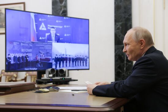 Russia Stalingrad Icebreaker Construction