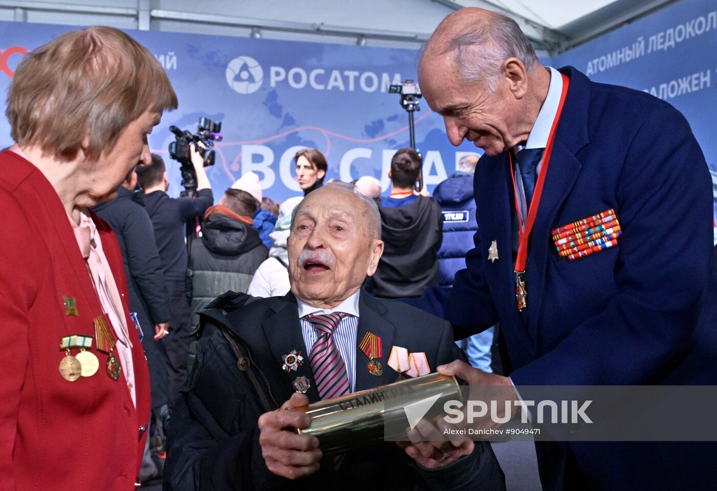 Russia Stalingrad Icebreaker Construction