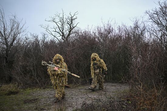 Russia Ukraine Military Operation Snipers Training