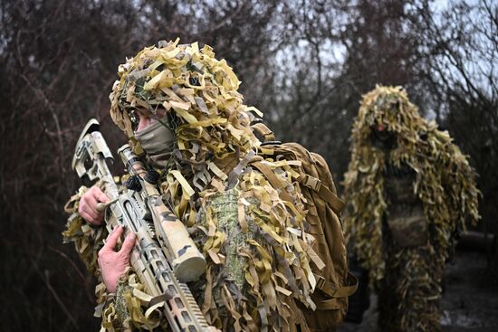 Russia Ukraine Military Operation Snipers Training