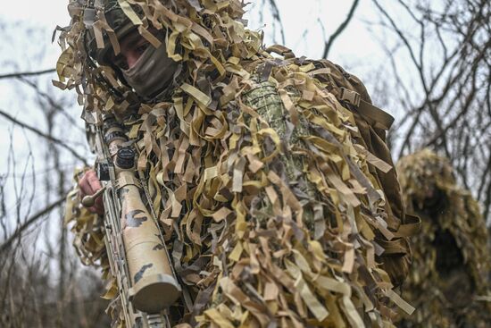 Russia Ukraine Military Operation Snipers Training