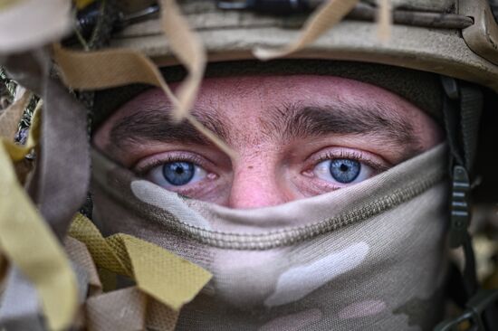 Russia Ukraine Military Operation Snipers Training