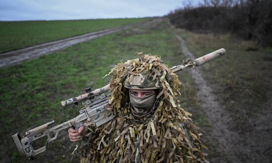 Russia Ukraine Military Operation Snipers Training