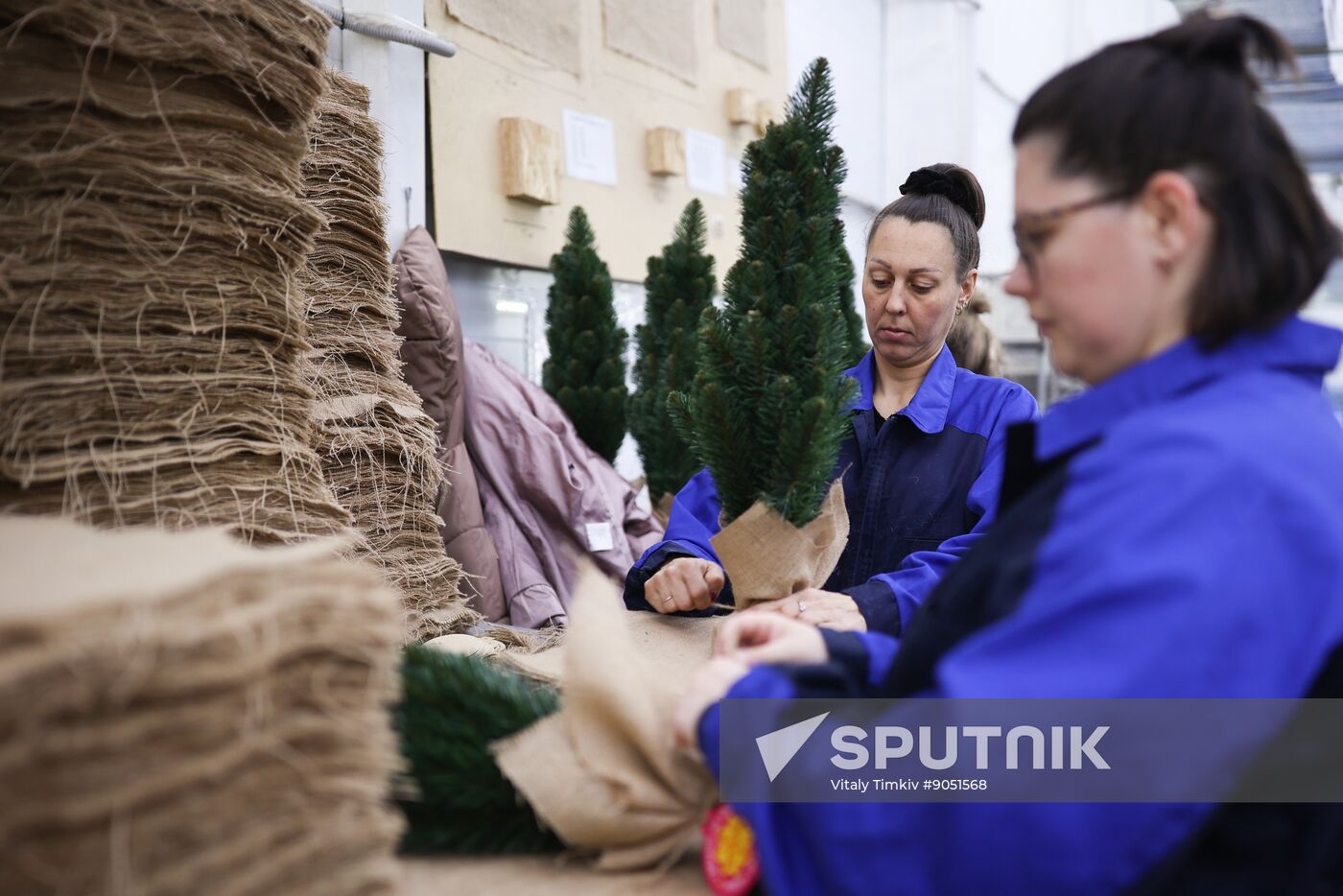 Russia New Year Season Preparations