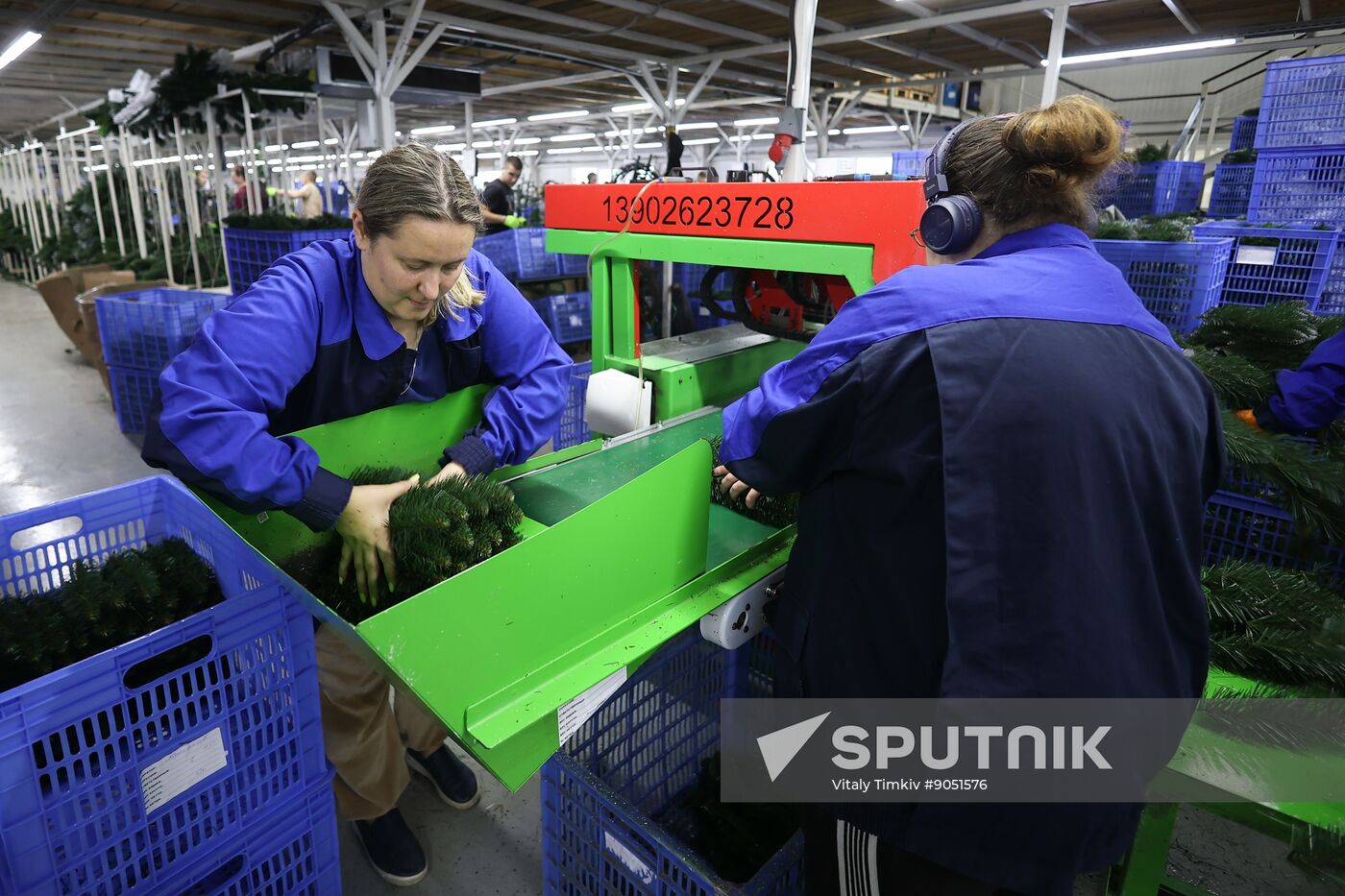 Russia New Year Season Preparations