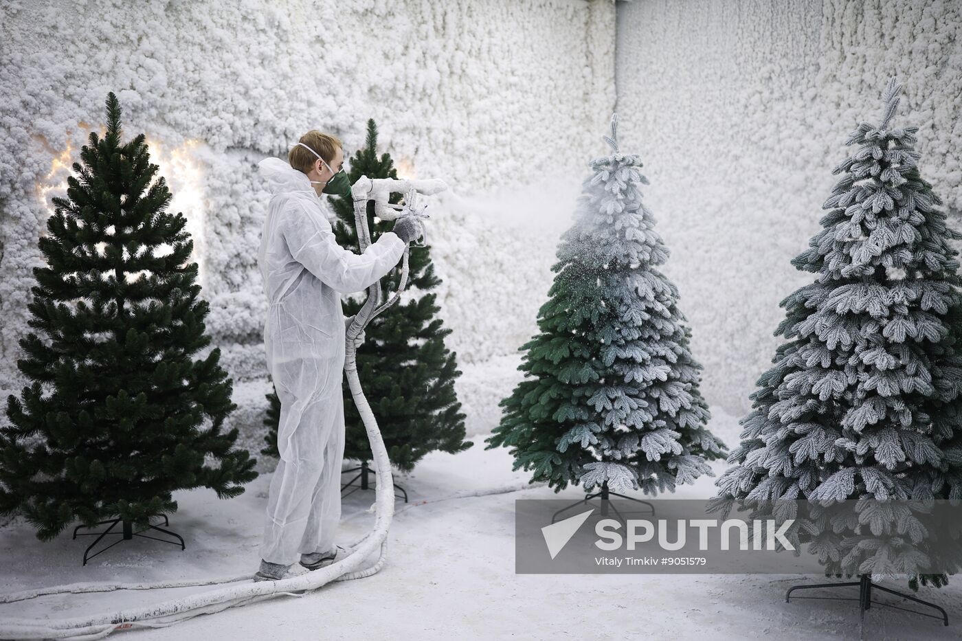 Russia New Year Season Preparations