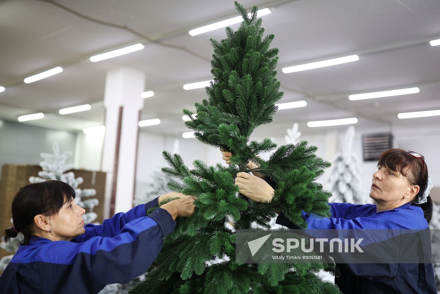 Russia New Year Season Preparations