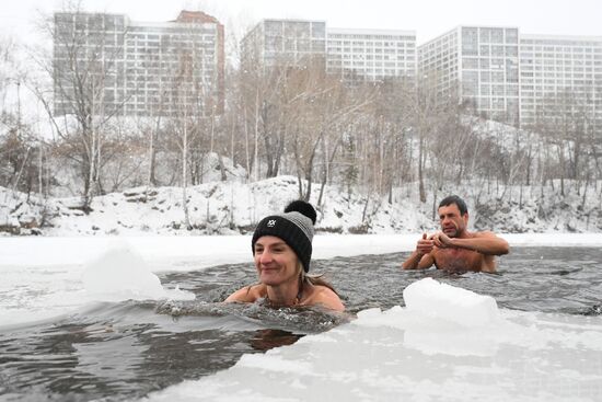 Russia Winter Swimming