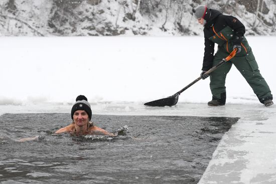 Russia Winter Swimming