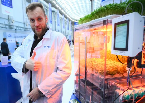 The 2025 Young Scientists Congress. Credit is mandatory when using the photo. Location: Russia, Federal territory 'Sirius'. Author: Ilya Pitalev. 2025 Young Scientists Congress