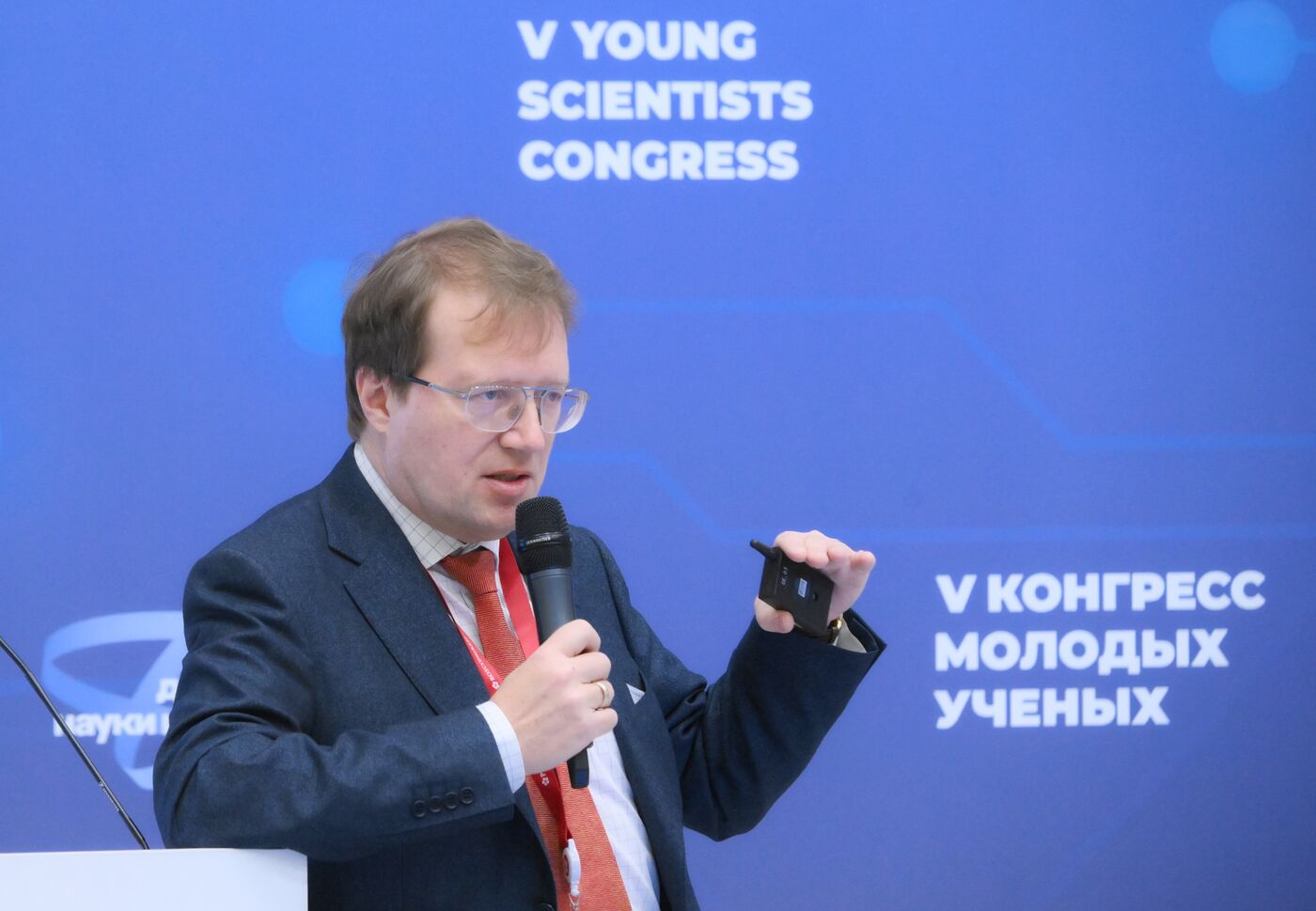 2025 Young Scientists Congress. Lecture: Liquid Light-Based Computers