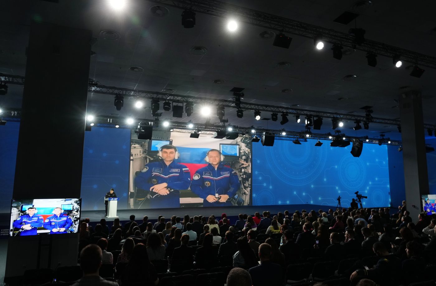 2025 Young Scientists Congress. Interactive Meeting with Russian Cosmonauts