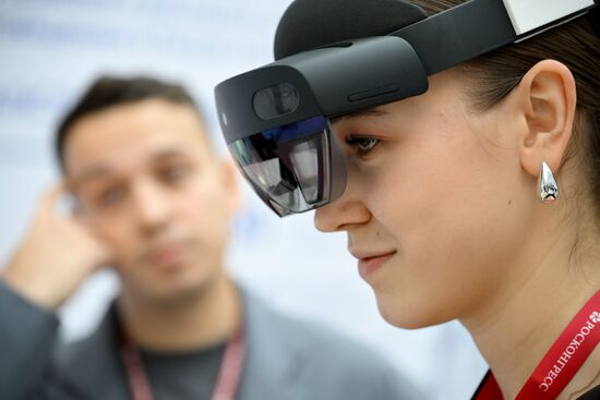 The 2025 Young Scientists Congress. The Nasha Laba (Our Lab) stand. Credit is mandatory when using the photo. Location: Russia, Federal territory 'Sirius'. Author: Vladimir Astapkovich. 2025 Young Scientists Congress