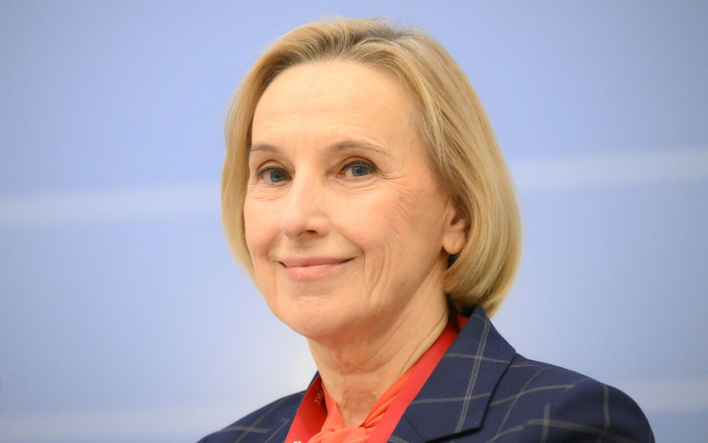 2025 Young Scientists Congress. The Regions as Regular Customers: Trajectory of the Scientific and Technological Development of Russia’s Regions