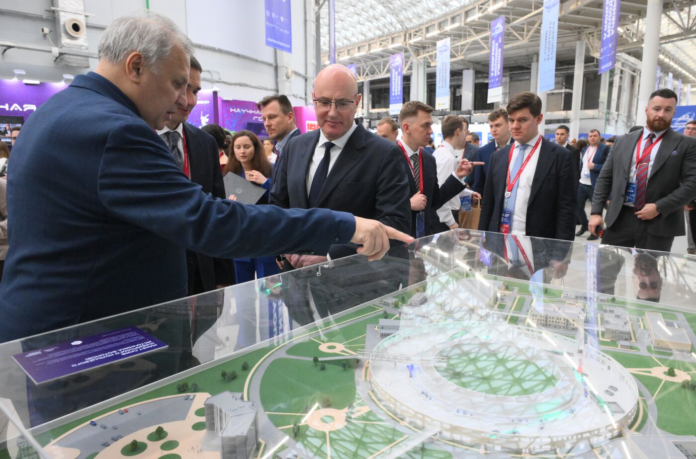 2025 Young Scientists Congress. Exhibition of scientific achievements