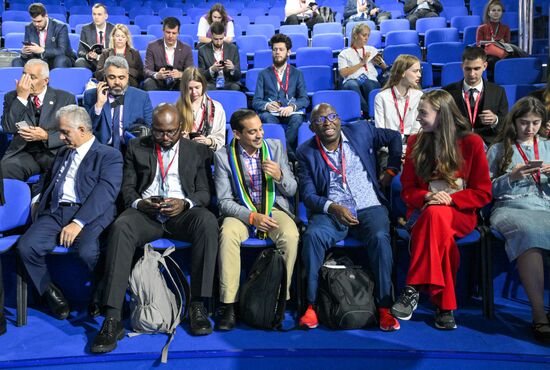 2025 Young Scientists Congress. Opening of the BRICS Social Sciences and Humanities Research Forum