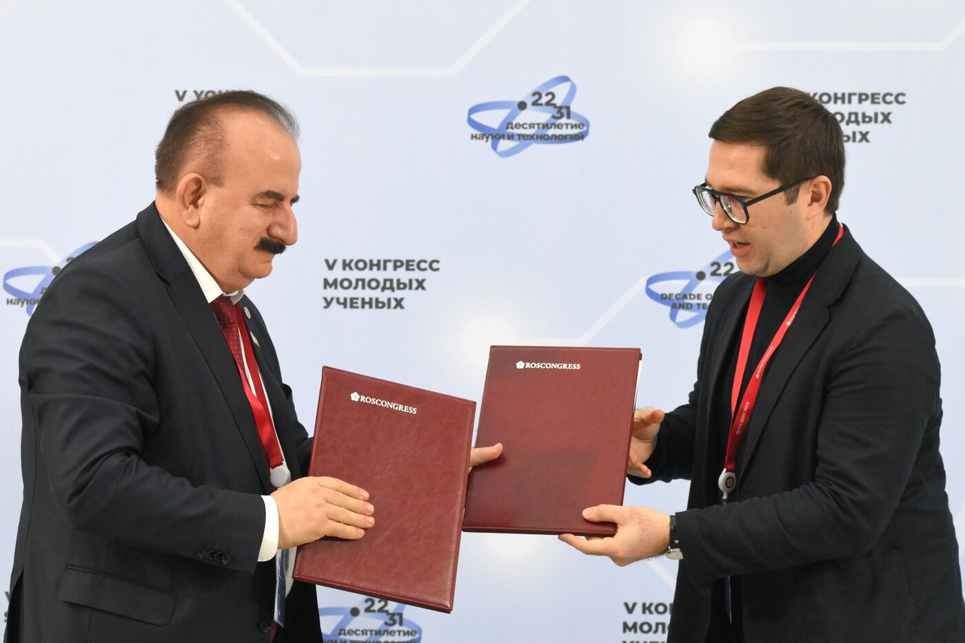 2025 Young Scientists Congress. Signing ceremonies