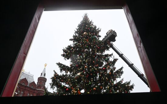 Russia New Year Season Preparations