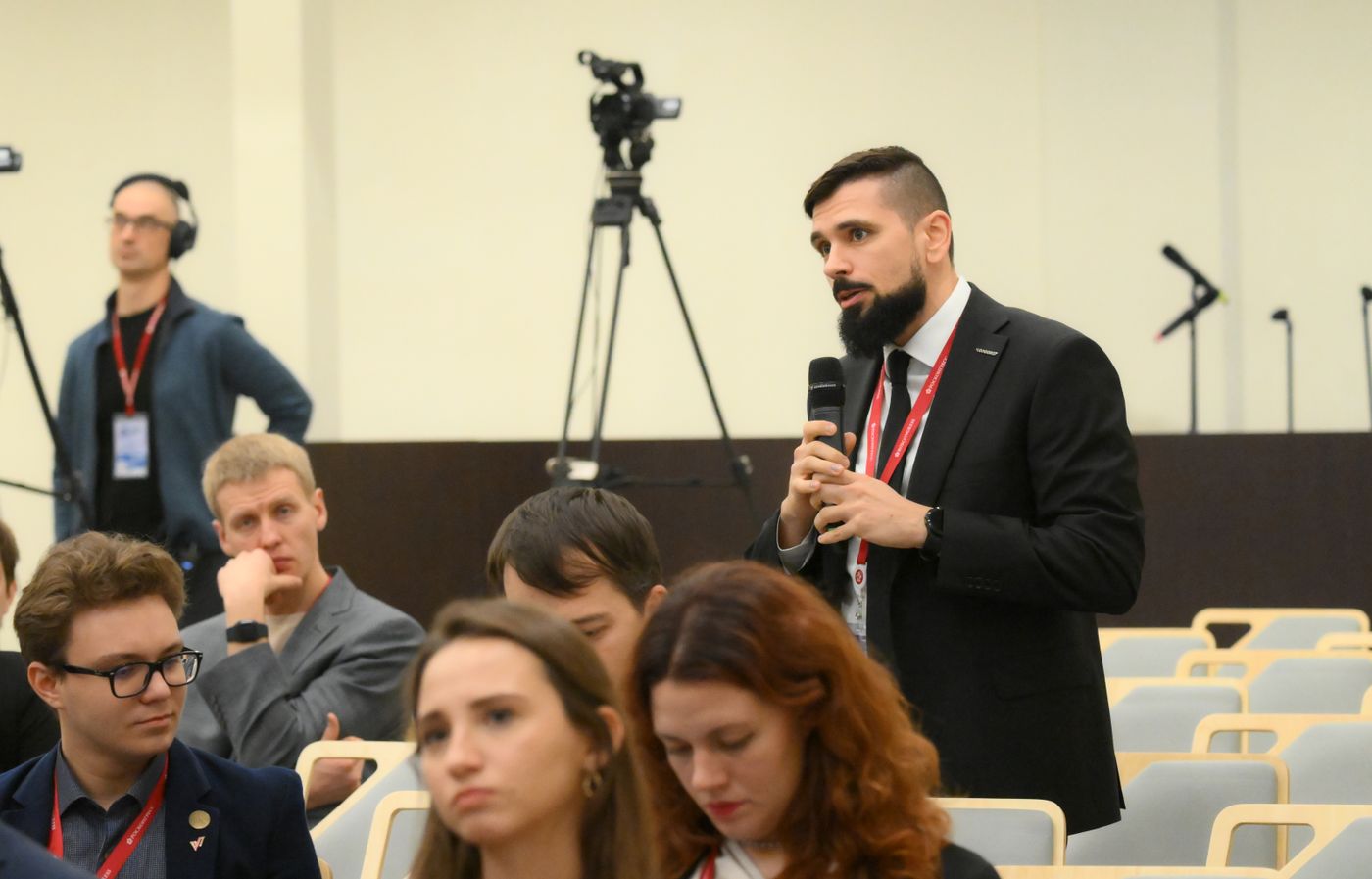 2025 Young Scientists Congress. SKIF SRF: Infrastructure for Russian Scientific Achievement