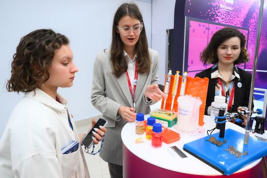 The 2025 Young Scientists Congress. Credit is mandatory when using the photo. Location: Russia, Federal territory 'Sirius'. Author: Ilya Pitalev. 2025 Young Scientists Congress