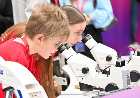 The 2025 Young Scientists Congress. Credit is mandatory when using the photo. Location: Russia, Federal territory 'Sirius'. Author: Ilya Pitalev. 2025 Young Scientists Congress