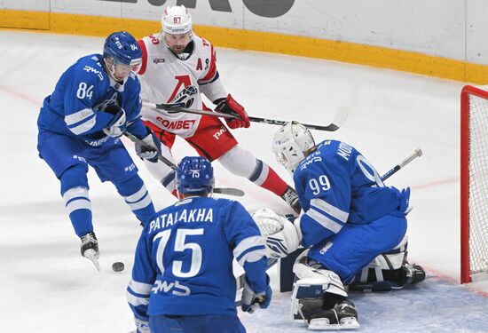 Russia Ice Hockey Kontinental League Dynamo - Lokomotiv
