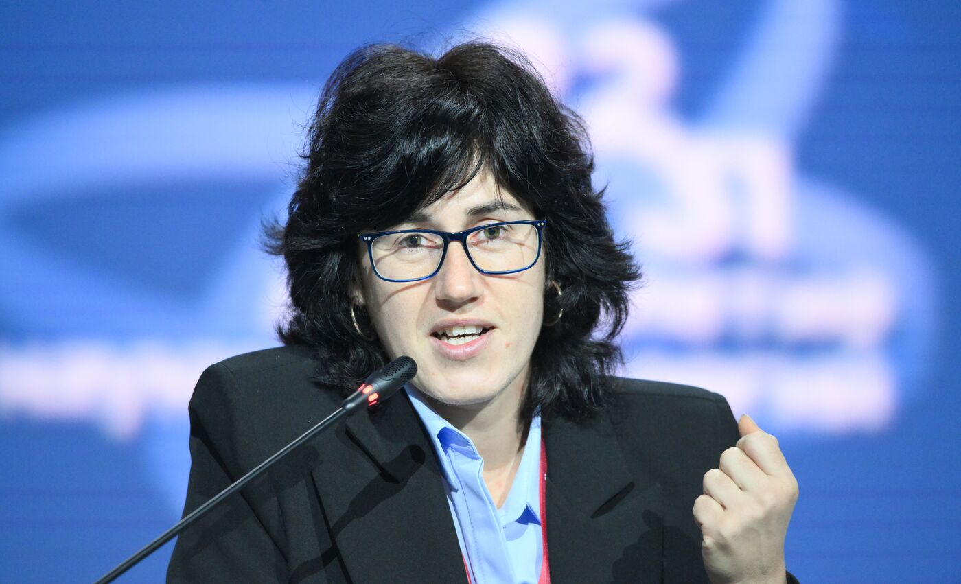 2025 Young Scientists Congress. Environmental Education Program for Technological Leadership