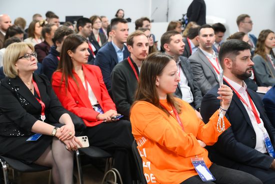 2025 Young Scientists Congress. On-the-Job Postgraduate Studies: Personnel for Technological Leadership
