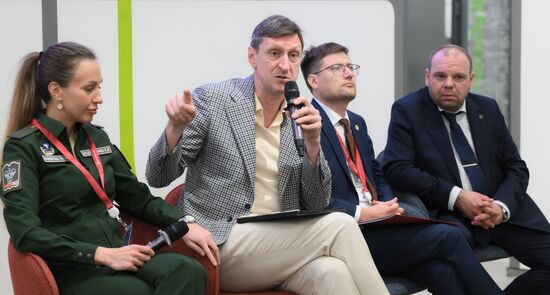 2025 Young Scientists Congress. Young Ministry of Defense Scientists: A Bridge Between Military and Civilian Science