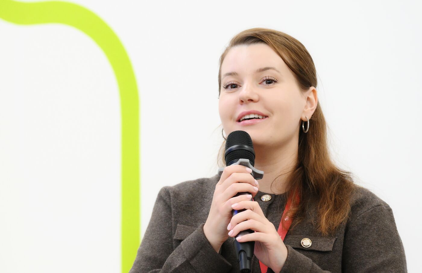 2025 Young Scientists Congress. Investing in Talent: The Role of Endowments and Patronage in Supporting Young Researchers
