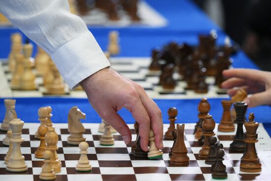 2025 Young Scientists Congress. Simultaneous chess display