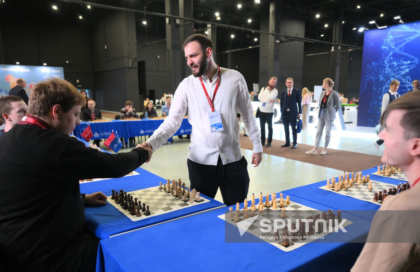 2025 Young Scientists Congress. Simultaneous chess display