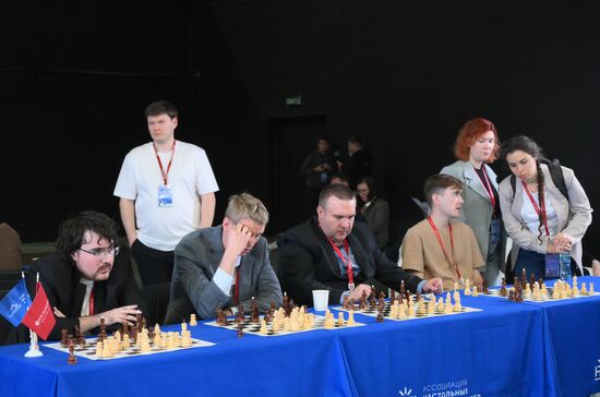 2025 Young Scientists Congress. Simultaneous chess display