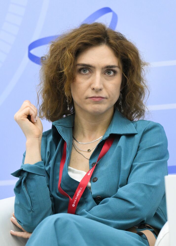 2025 Young Scientists Congress. The Shadows of AGI in Science and Education