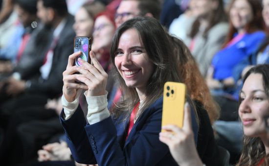 The 2025 Young Scientists Congress. The Atom Should Be Working Not Fighting