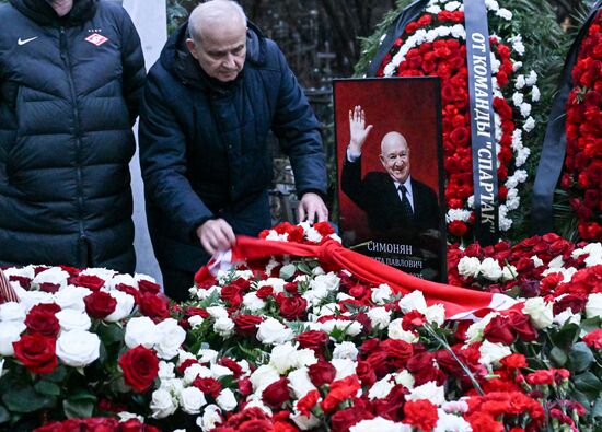 Russia Olympic Football Champion Simonyan Death