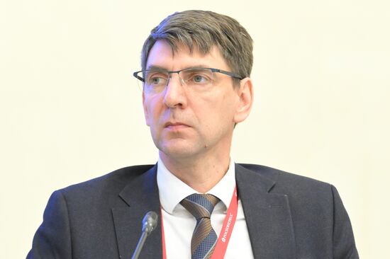 2025 Young Scientists Congress. Initiatives of the Decade of Science and Technology for Children: From Technical Creativity in Supplemental Education to Involving Children in Scientific Research
