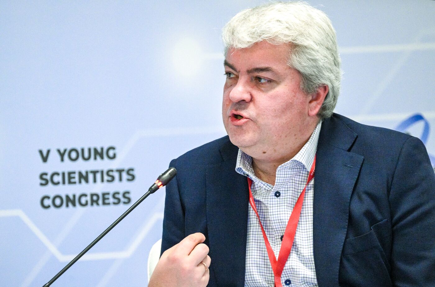2025 Young Scientists Congress. Designing the Future: From Scientific Projects to Visual Images