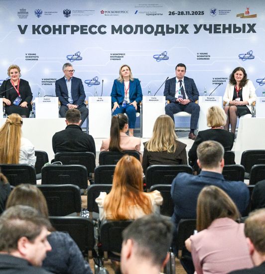 2025 Young Scientists Congress. Designing the Future: From Scientific Projects to Visual Images