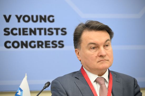 The 2025 Young Scientists Congress. Learning from Our Mistakes: The Failures Making Us Stronger