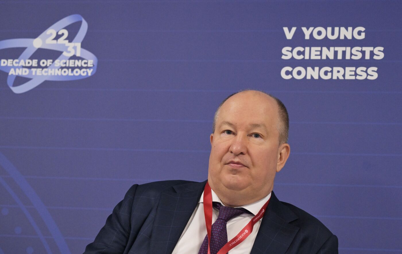 2025 Young Scientists Congress. Doctors in the Era of Rapid Change: Expertise and Continuing Education to Adapt to New Challenges