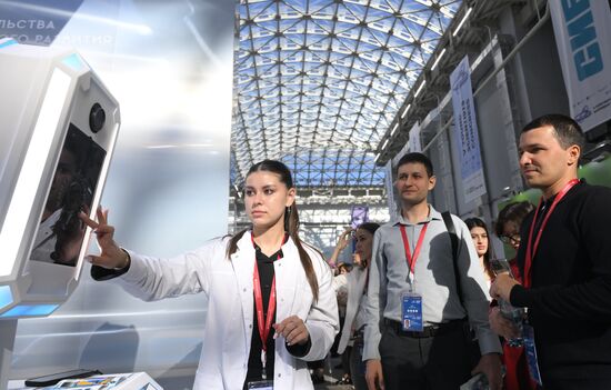 The 2025 Young Scientists Congress. Credit is mandatory when using the photo. Location: Russia, Federal territory 'Sirius'. Author: Maksim Blinov. 2025 Young Scientists Congress