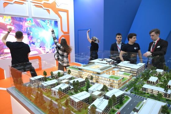 The 2025 Young Scientists Congress. Credit is mandatory when using the photo. Location: Russia, Federal territory 'Sirius'. Author: Maksim Blinov. 2025 Young Scientists Congress