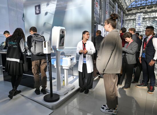 The 2025 Young Scientists Congress. Credit is mandatory when using the photo. Location: Russia, Federal territory 'Sirius'. Author: Alexei Danichev. 2025 Young Scientists Congress