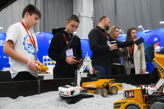 The 2025 Young Scientists Congress. Credit is mandatory when using the photo. Location: Russia, Federal territory 'Sirius'. Author: Ilya Pitalev. 2025 Young Scientists Congress