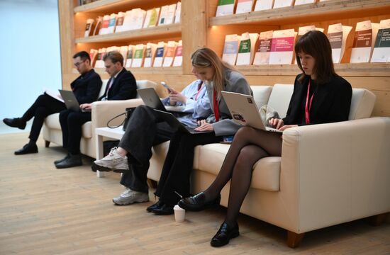 The 2025 Young Scientists Congress. Credit is mandatory when using the photo. Location: Russia, Federal territory 'Sirius'. Author: Vladimir Astapkovich. 2025 Young Scientists Congress