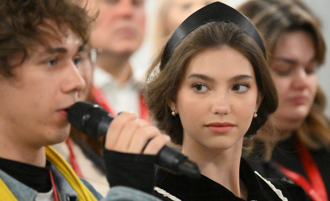 2025 Young Scientists Congress. 12 Angry Science Viewers: Judging Popular Science Content
