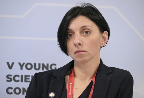 2025 Young Scientists Congress. DNA Through the Ages: The Past and Future of Paleogenetics