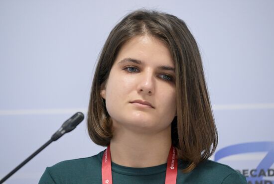 2025 Young Scientists Congress. DNA Through the Ages: The Past and Future of Paleogenetics